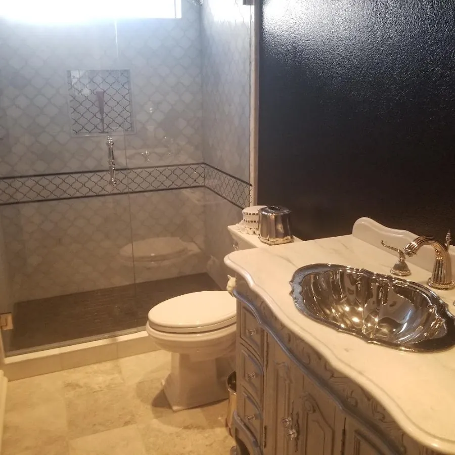 Professional plumbing work and bathroom remodeling in Mesa